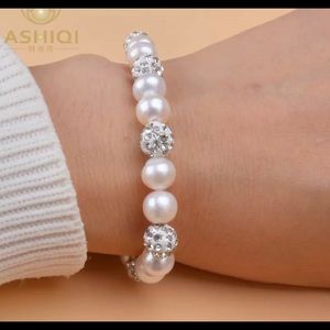 Freshwater pearl bracelet